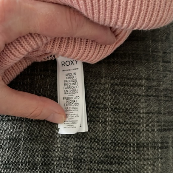 Roxy toque - Picture 2 of 2